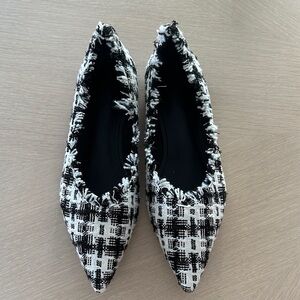 Elegant Black and White Tweed Women's Flats
